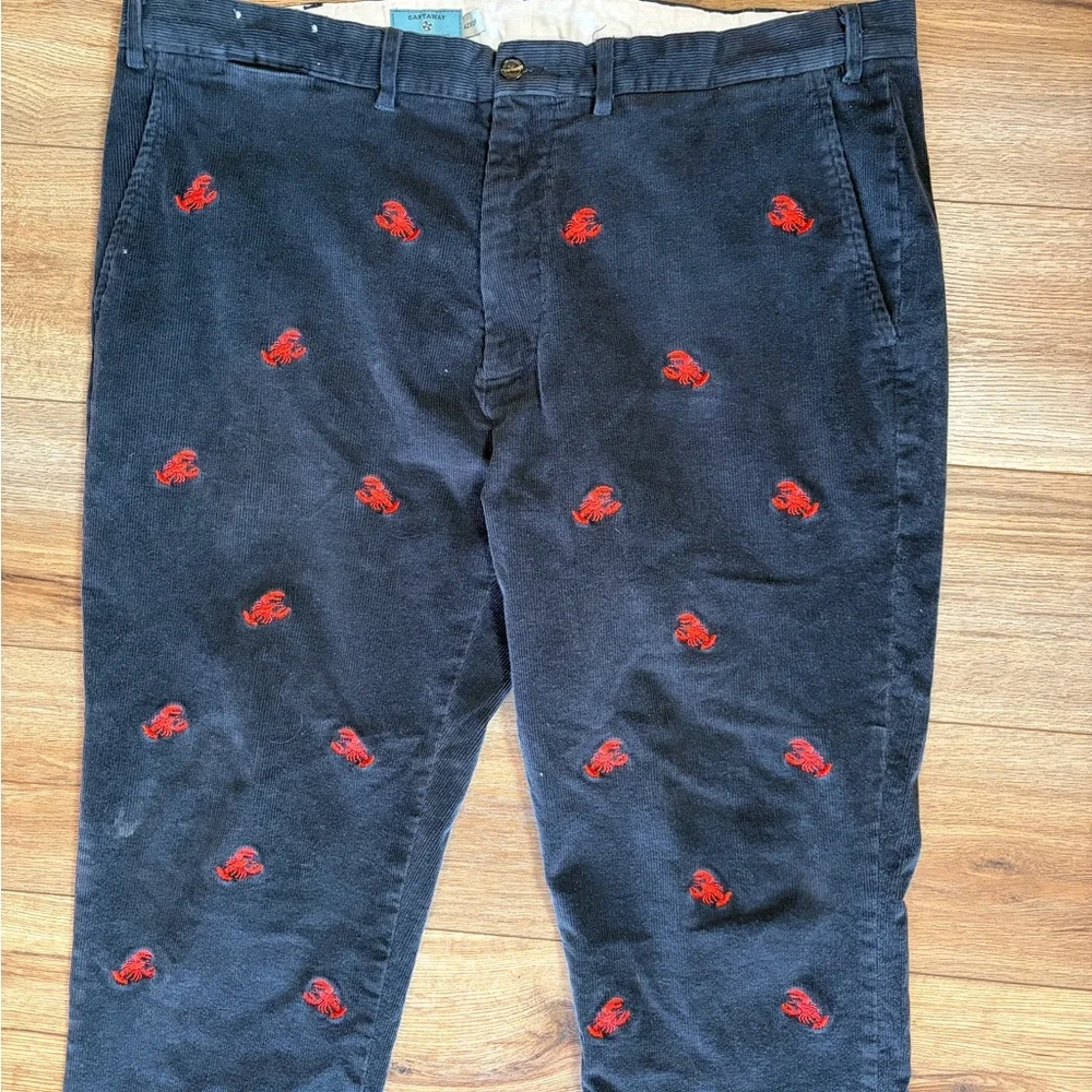 Castaway Nantucket Island Harbor Preppy Coastal pants, red lobster embroidery - Picture 5 of 12
